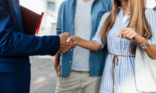 How to Find a Solicitor for Buying a House